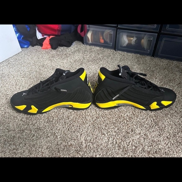 Jordan Thunder 14s - Picture 2 of 5